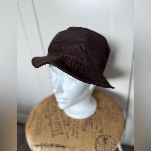 NWT ARITZIA TNA Banded bucket hat, Rich Mocha Brown, size small/medium - Picture 3 of 6
